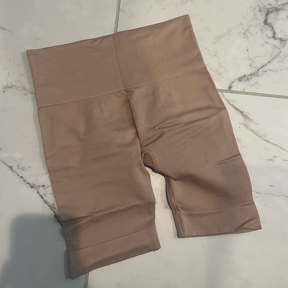 SET ACTIVE bike shorts size s/m